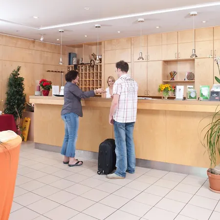 Отель Behringers Freizeit - Und Tagungshotel 3*