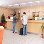 ホテル Behringers Freizeit - Und Tagungshotel 3*