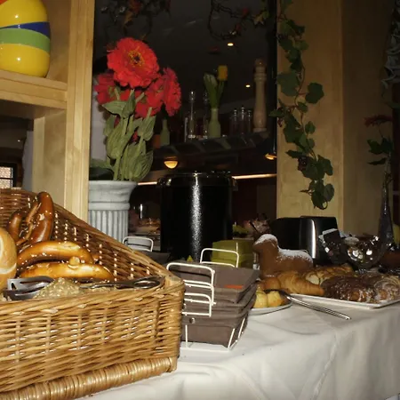 Behringers Freizeit - Und Tagungshotel Szálloda