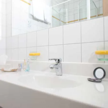 Behringers Freizeit - Und Tagungshotel Szálloda