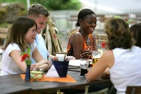 Behringers Freizeit - Und Tagungshotel Szálloda Gößweinstein